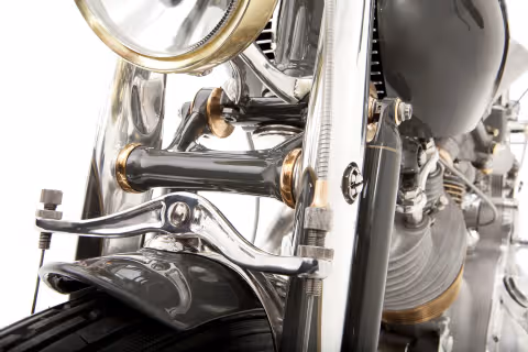 The Black, front suspension