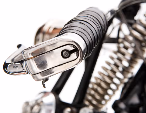 The Bullet, inverted clutch lever detail