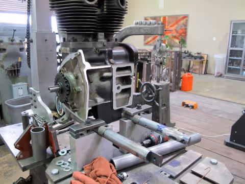 The Kestrel, engine cut crank