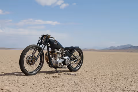 The Kestrel, desert left